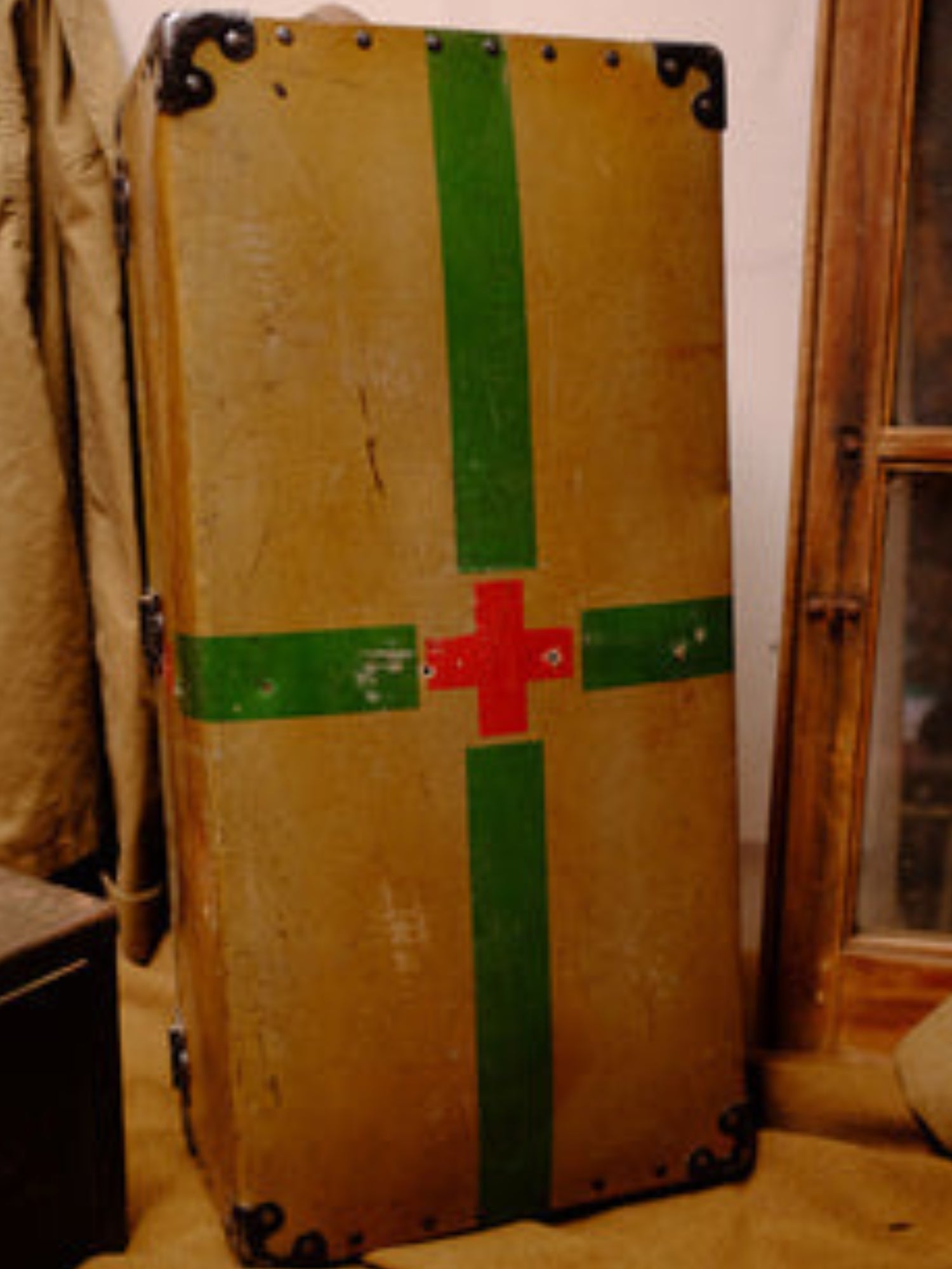 Dr. Henry's Red Cross suitcase