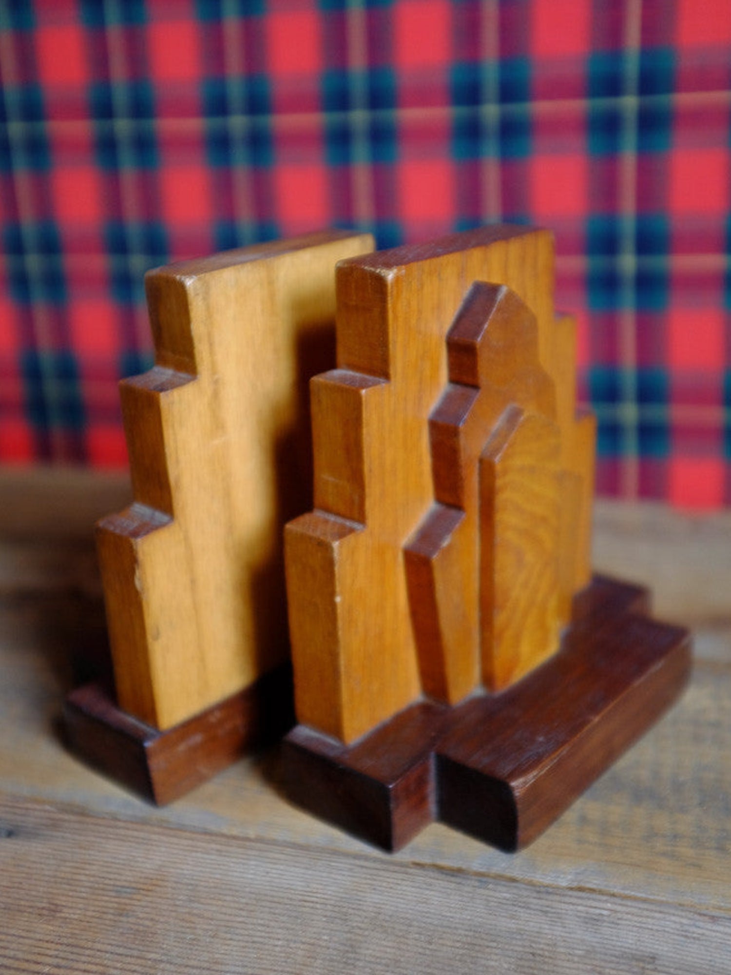 William's deco style bookends