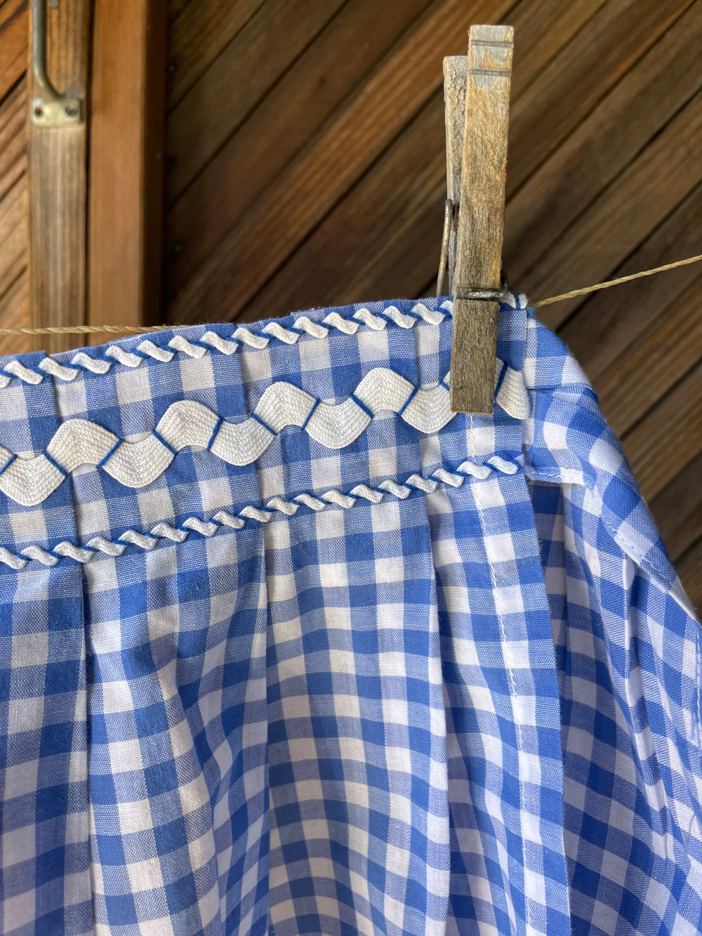 Sassy's gingham cross stitch apron