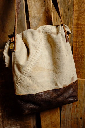 Dolores' drop cloth tablet bag