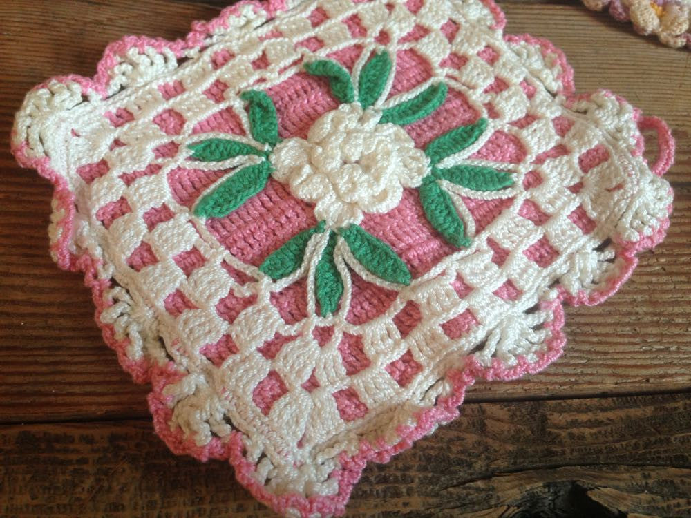 Vintage pastel crochet hot pads